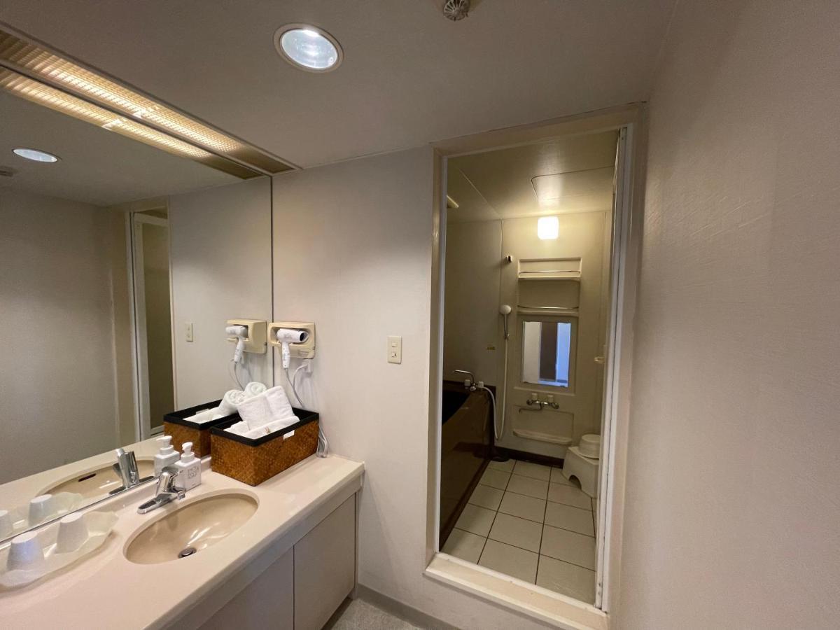 Hotel Sanderson Маэбаси Экстерьер фото